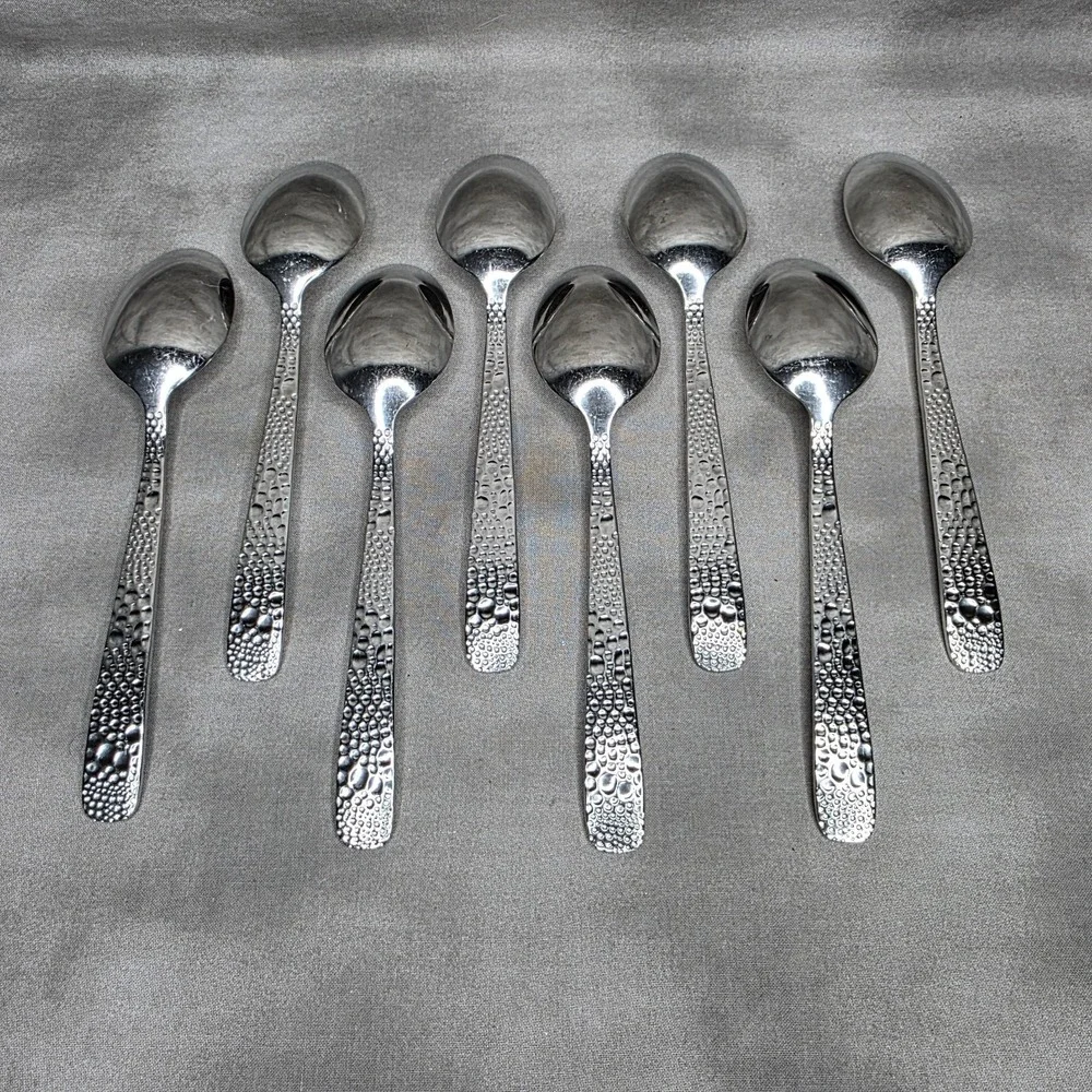 (X8) Hammered Silver Tone Dinner Spoons 7 3/8
